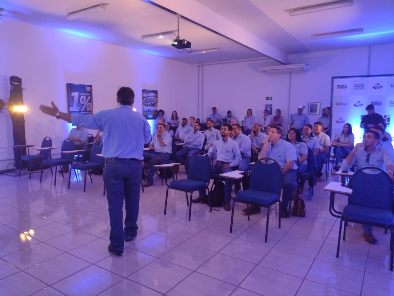 Real H reúne Time Nutrição para treinamento e lançamentos