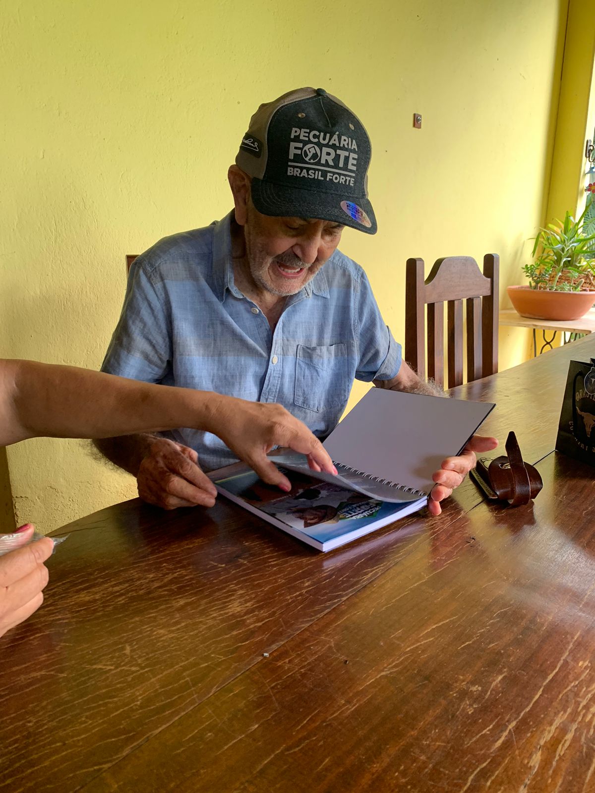 Equipe Pecuária Forte visita a fazenda do grande jornalista José Hamilton Ribeiro