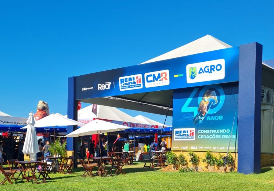 Estande Real H e CMR no Show Rural 2025.